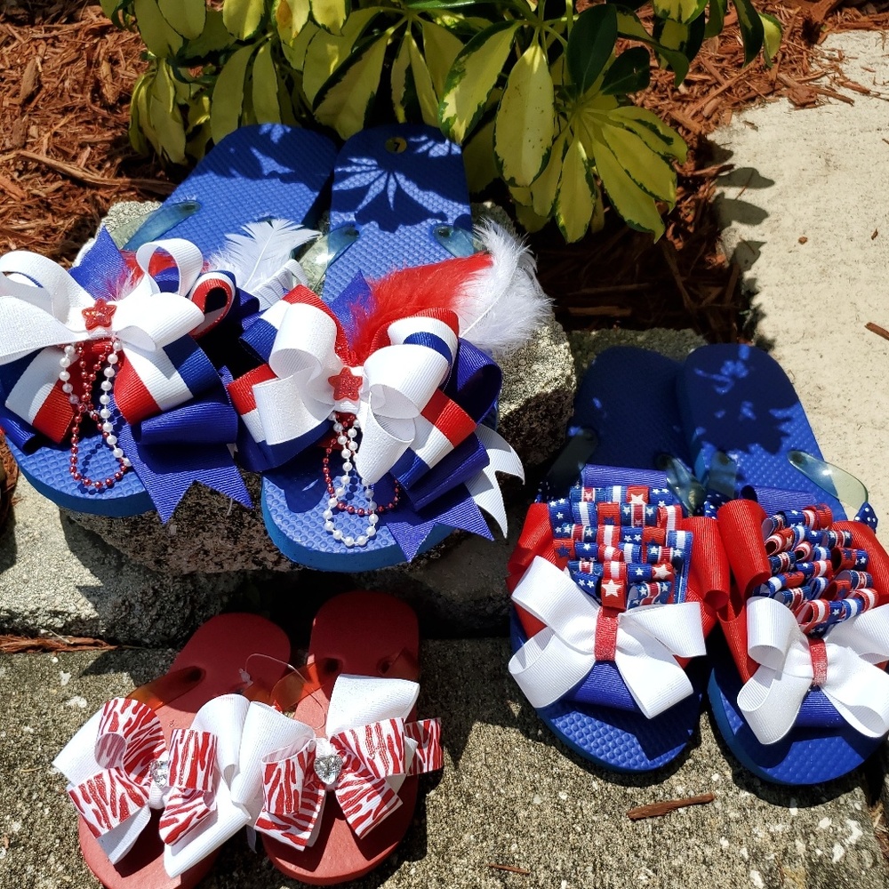 Custom designed flip flops. - Picture 4 of 4